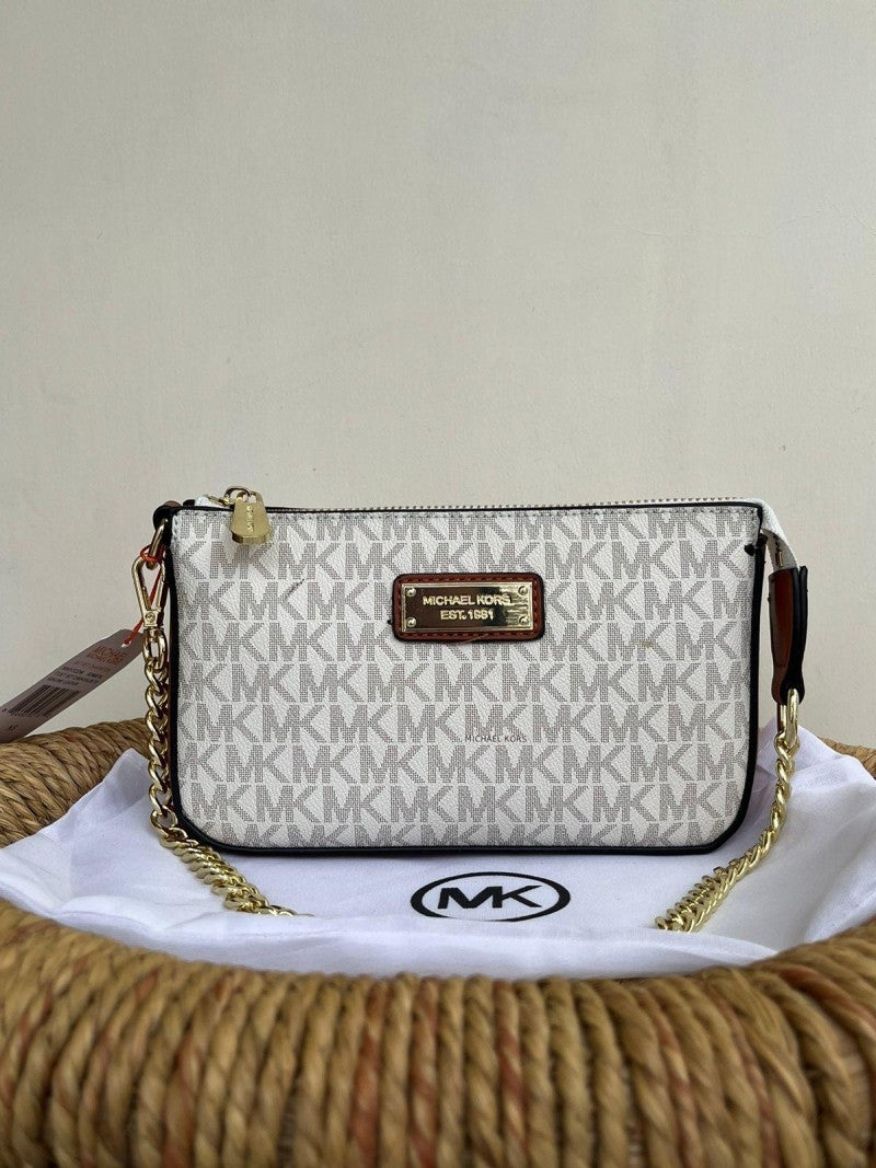 Michael Kors_Chain_Pouchette_With_DustCover