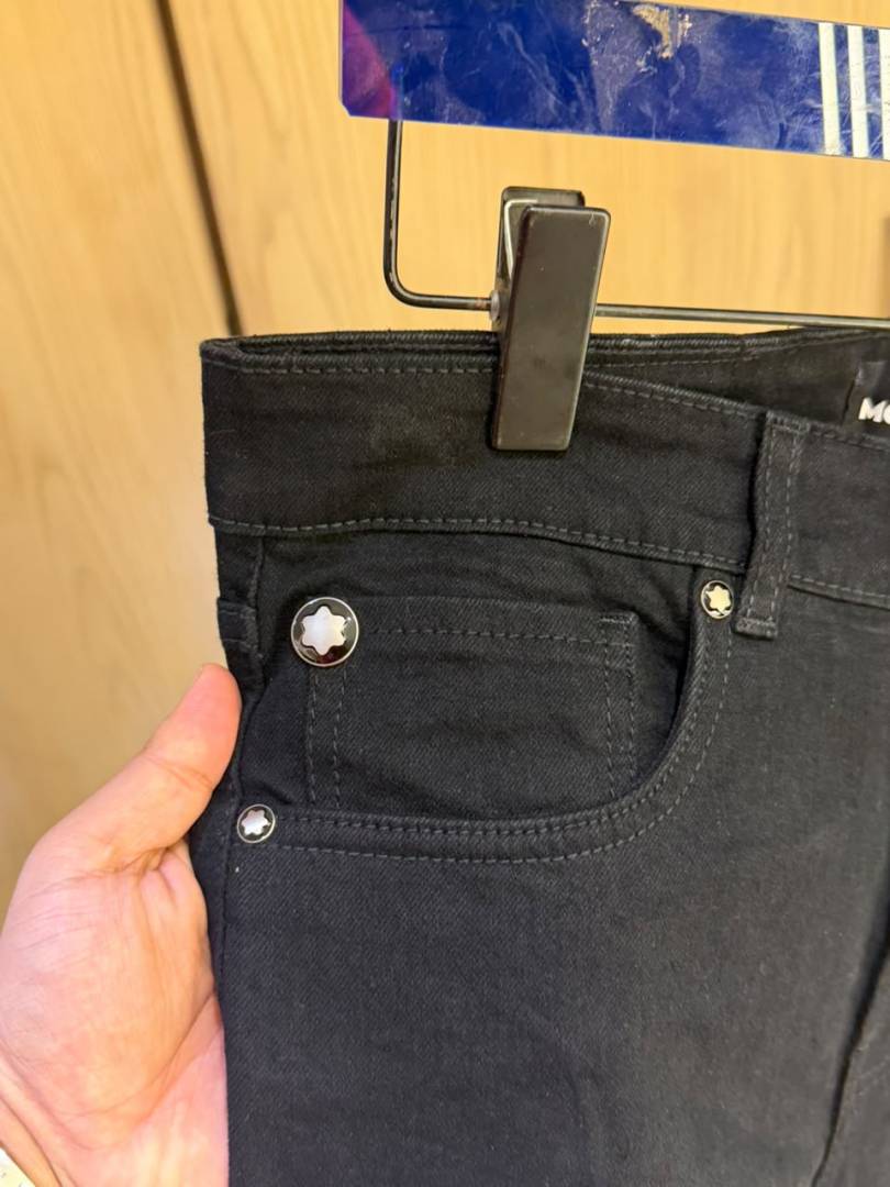MONT BLANC IMPORTED STORE ARTICLE JEANS