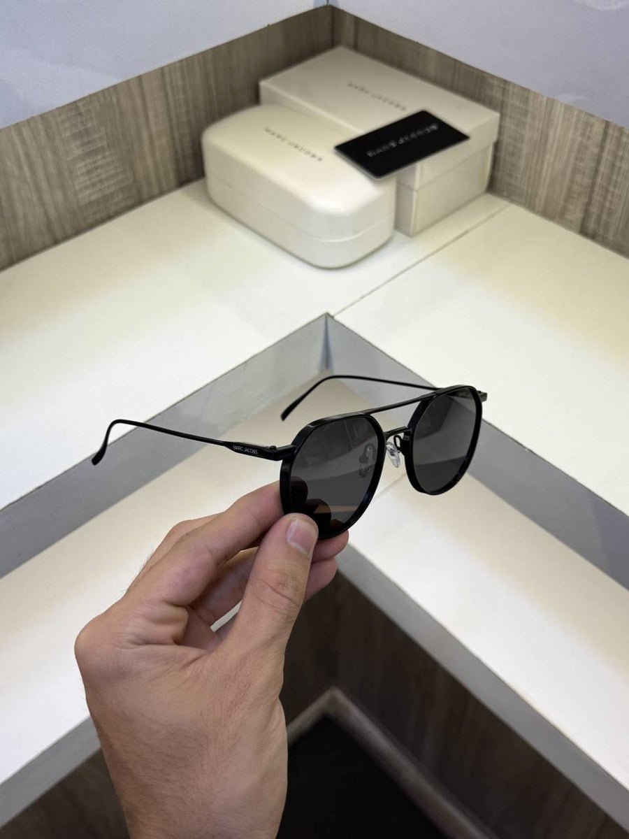 Marc Jacobs Full Black