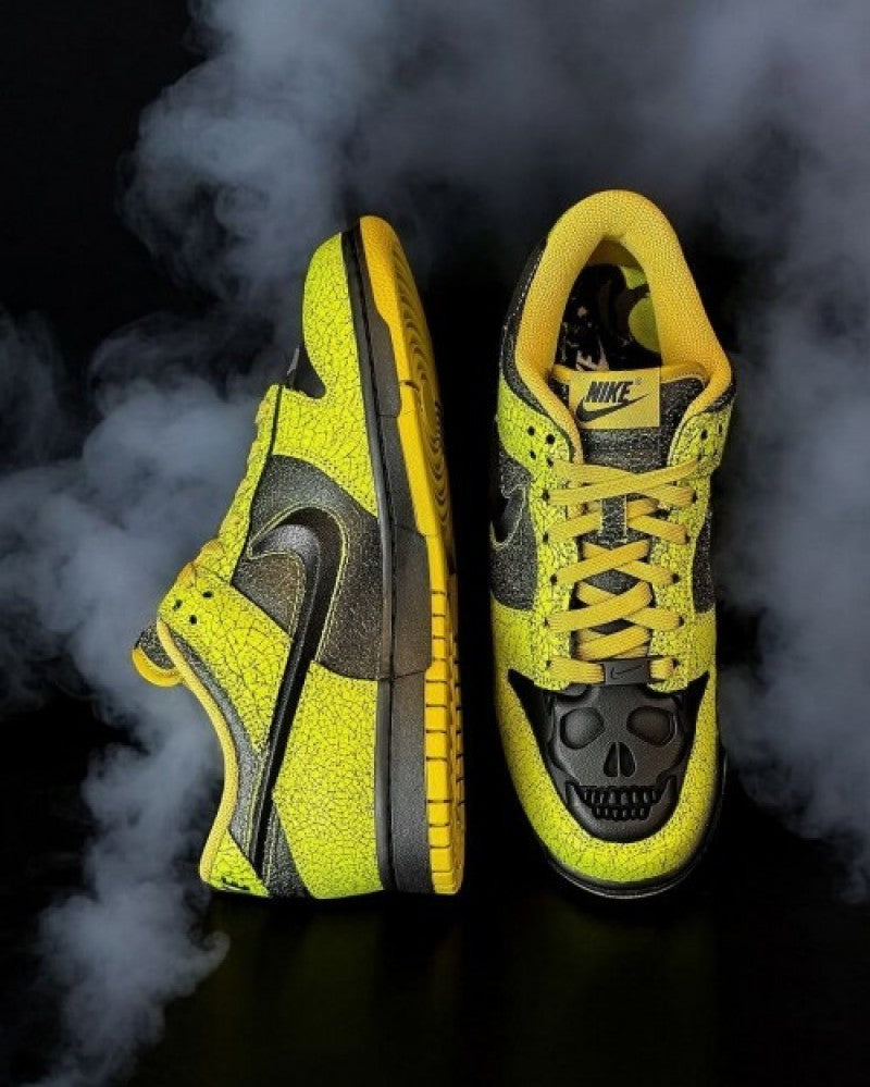 Nike Dunk Low QS Halloween Skull