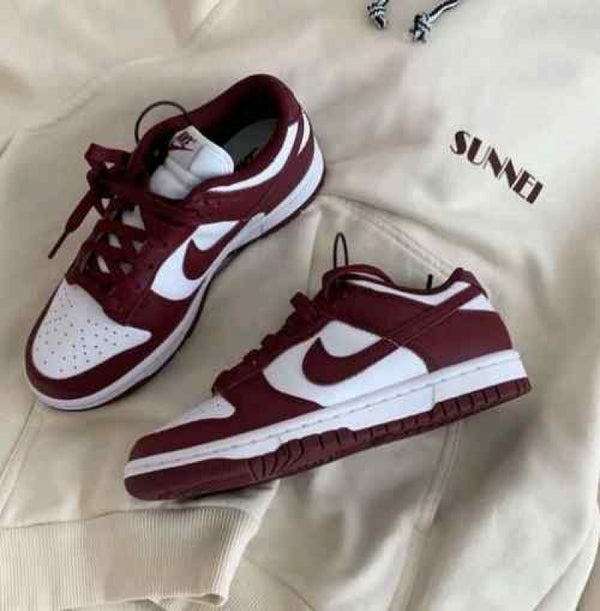 Nike Sb Dunk Low Team Red