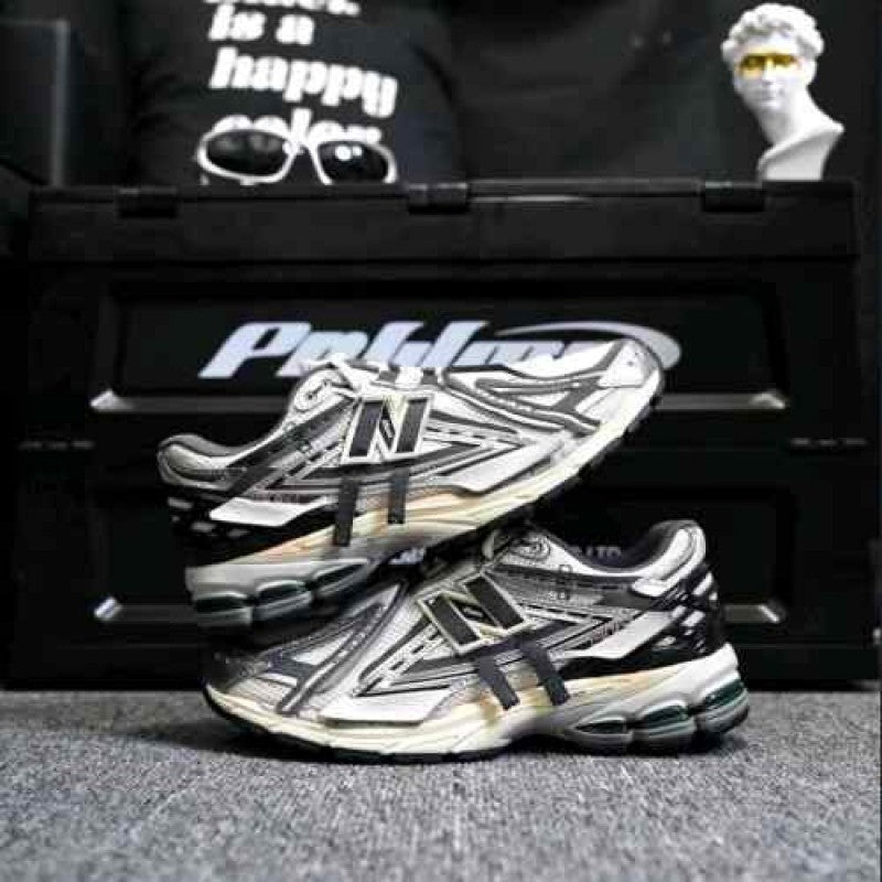 Neww Balance 1906A Tech Explosion 239