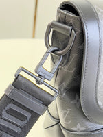 Louis Vuitton_LV Saumur Messenger Monogram Eclipse With Dust Bag (Black Grey - 419)