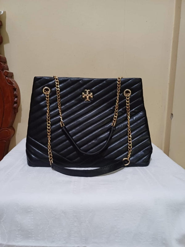 Tori Burch_Kira_Leather_Tote_With_DustCover