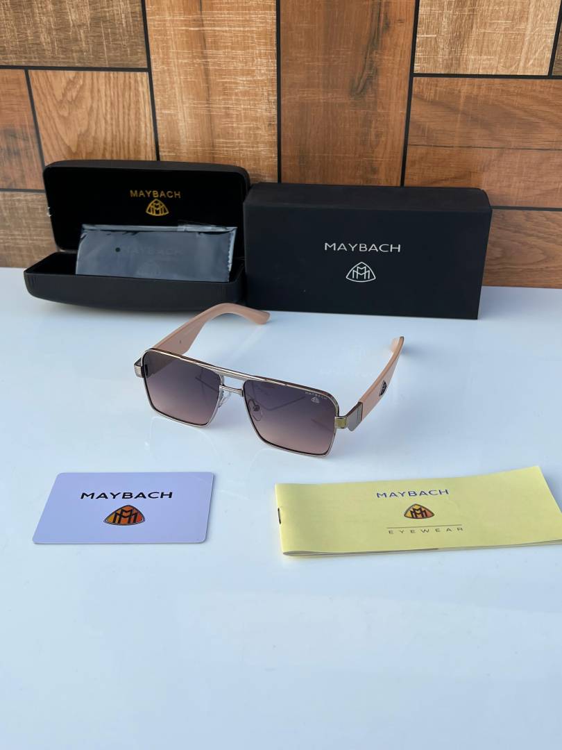 Maybach_609_gun_wine_cream