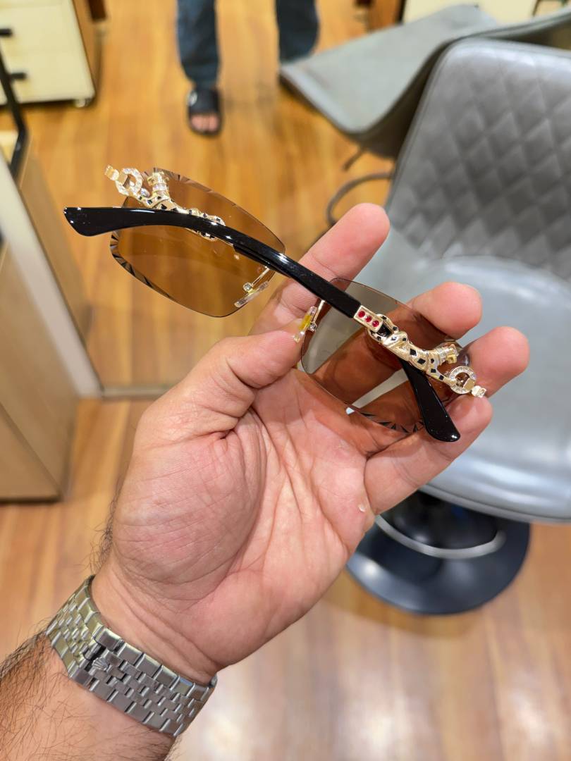Cartier 2520 gold browon