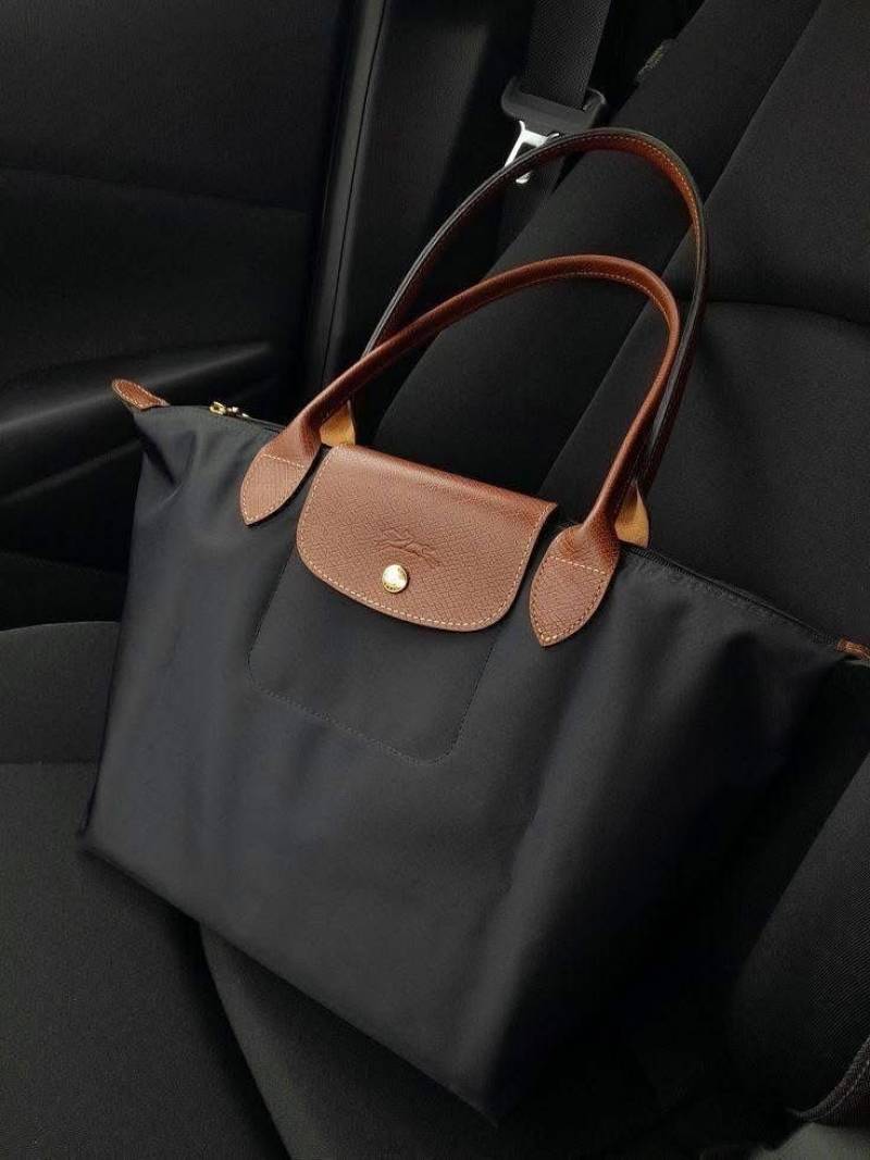 Longchamp le pliage size M With Brand ZipLock Bag
