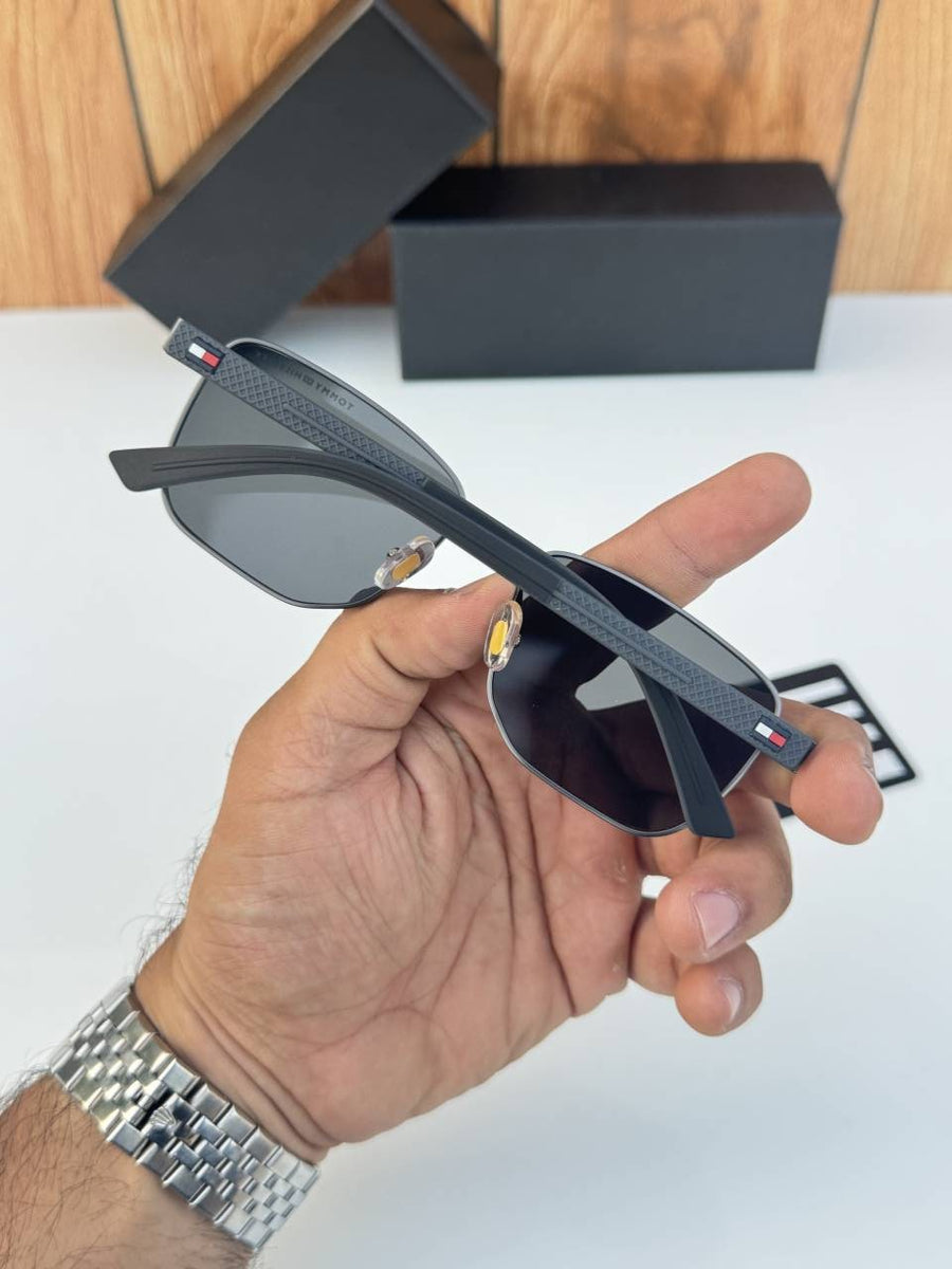 Tommy2641 grey black