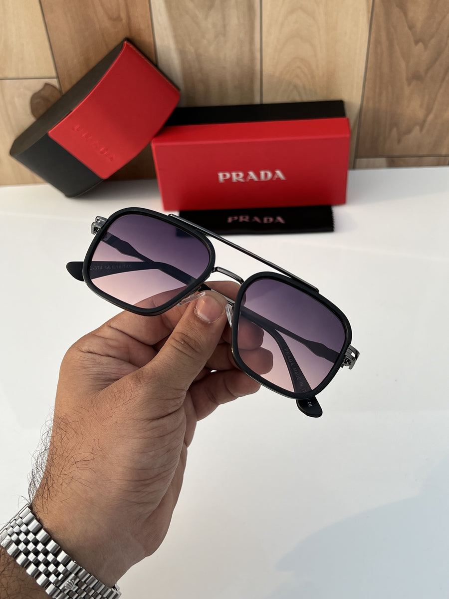 Prada_374_black_wine