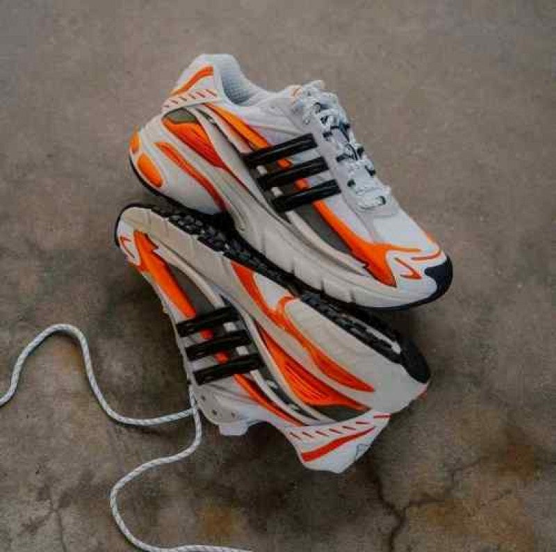 Pharrell Williams x adiddasss Jellyfish Black orange fix 351