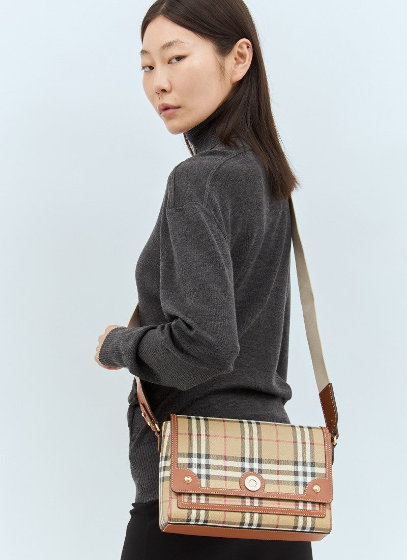 Burberry_Note_Check_Crossbody_Bag_With_Magnet_Box_Premium