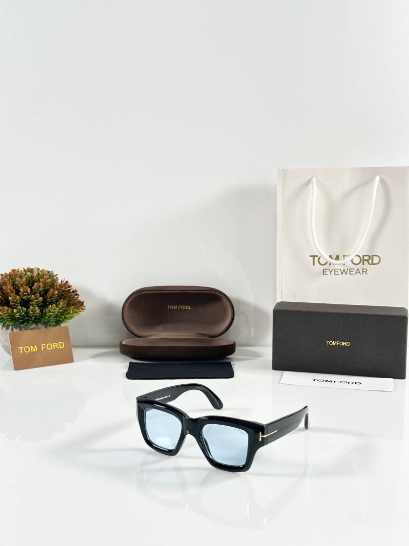 Tomfor 184 Black Blue