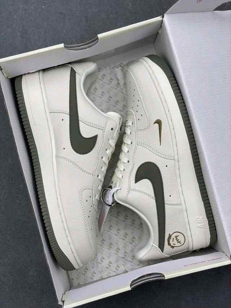 Nike Air force 1 Travis Scott Olive