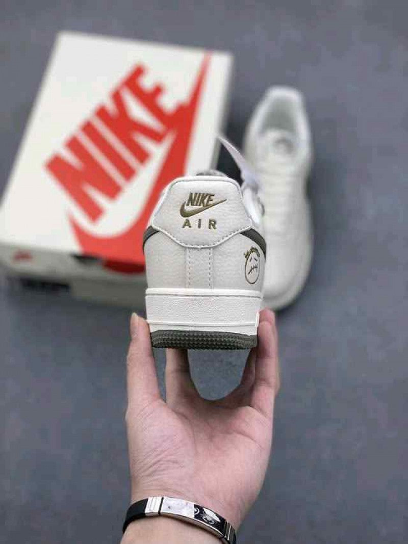 Nike Air force 1 Travis Scott Olive