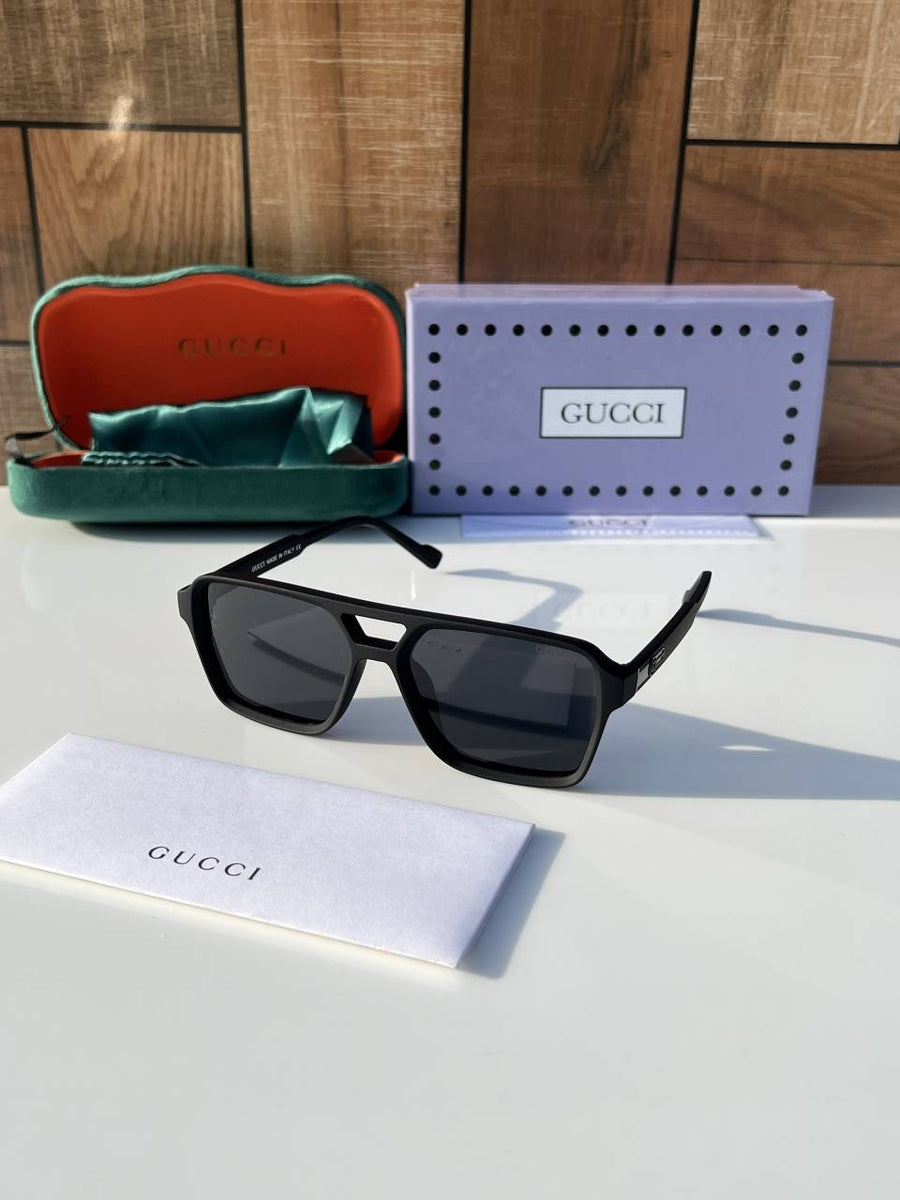 Gucci_5106_matt_black