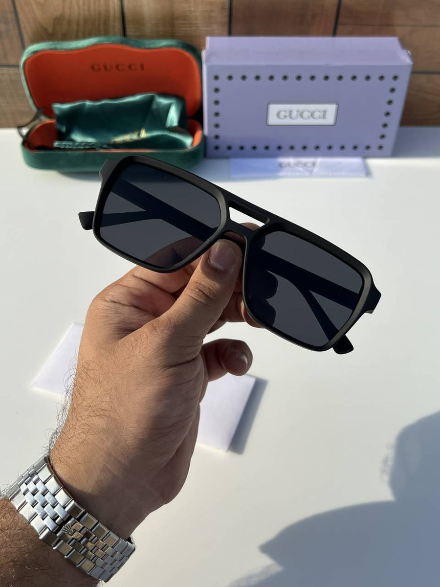 Gucci_5106_matt_black