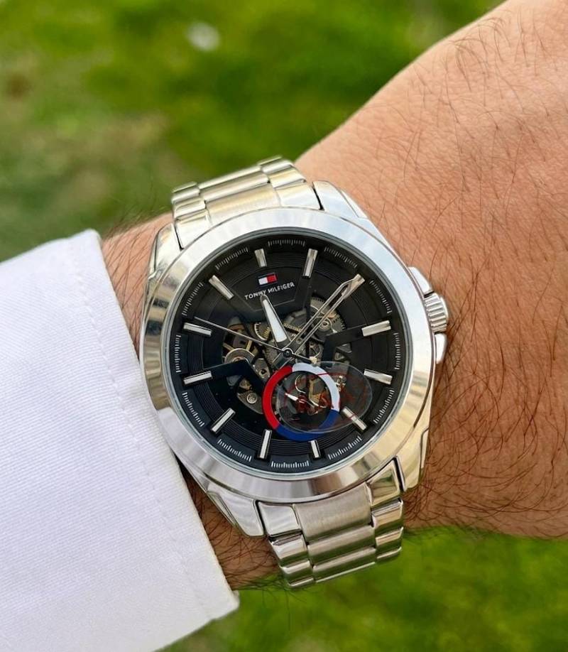 Tommy Hilfigar automatic skeleton Black