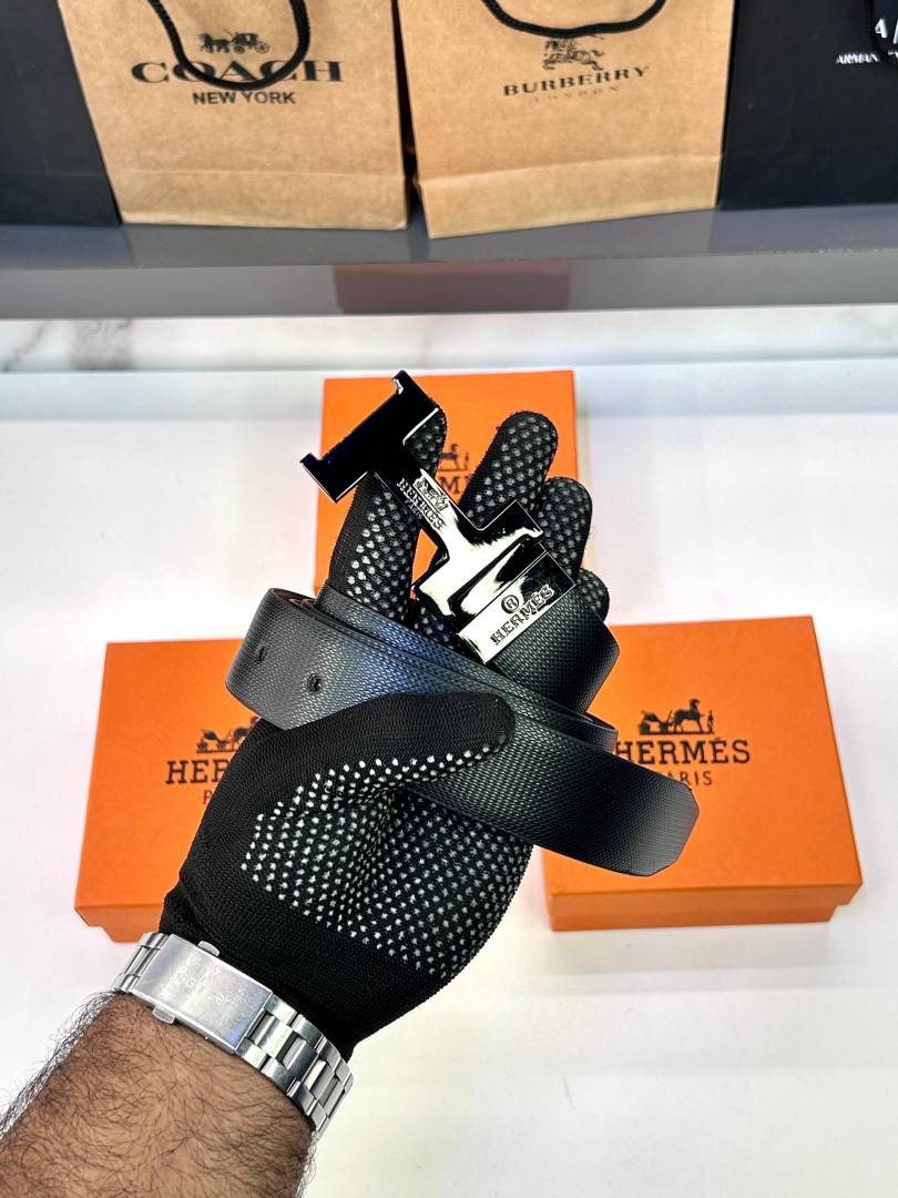 Hermes Paris Glossy Black Belt FA 116