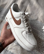 Nike Air Force 1 07 lv8 ivory saddle