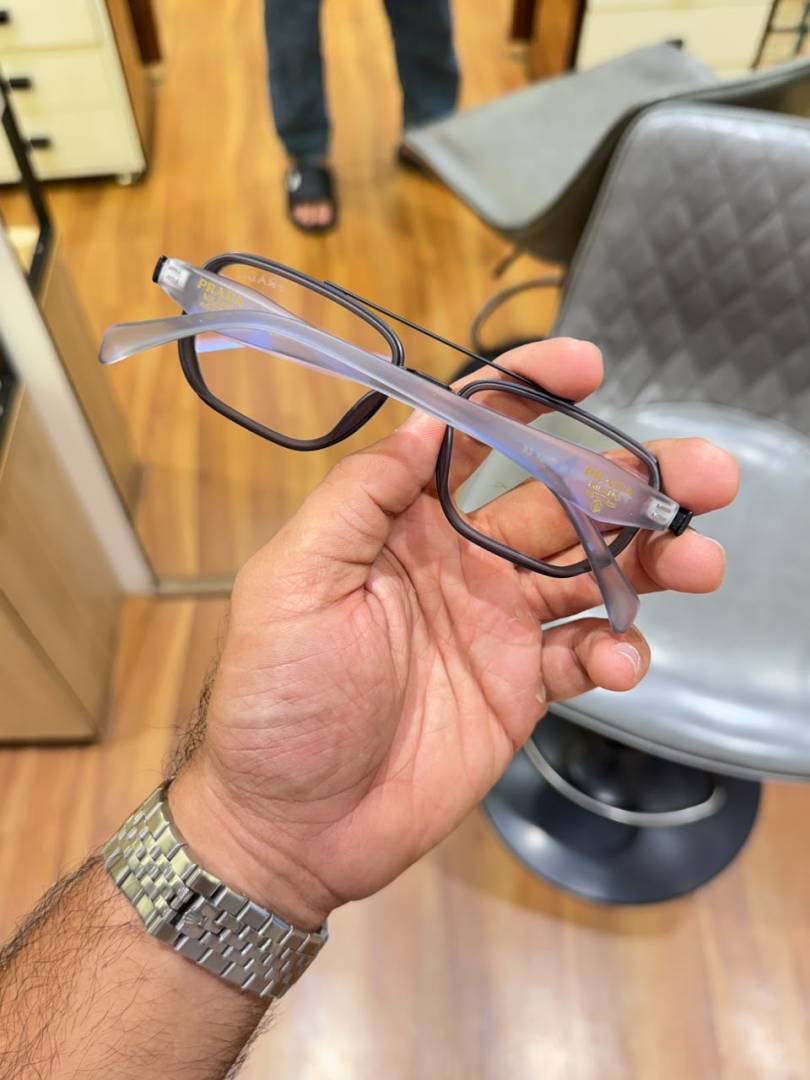 Prada 7384 grey plano
