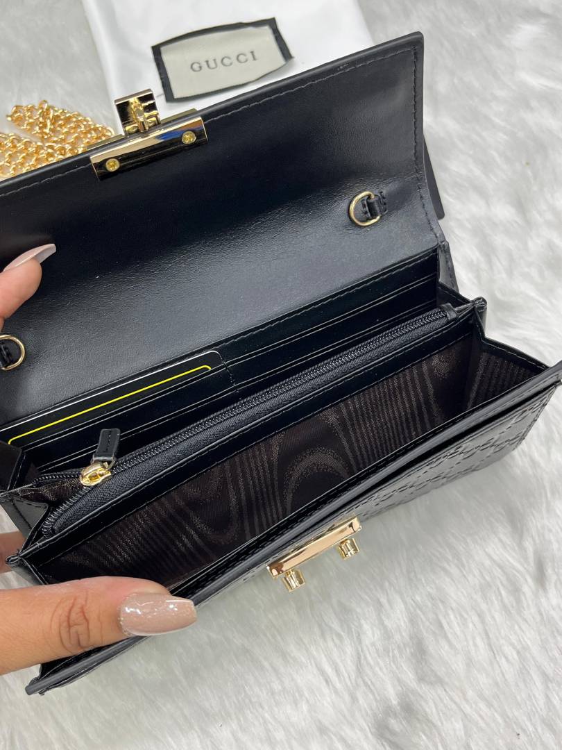 Gucci_75_Padlock_Chainwallet_With_OriginalBox_DustCover