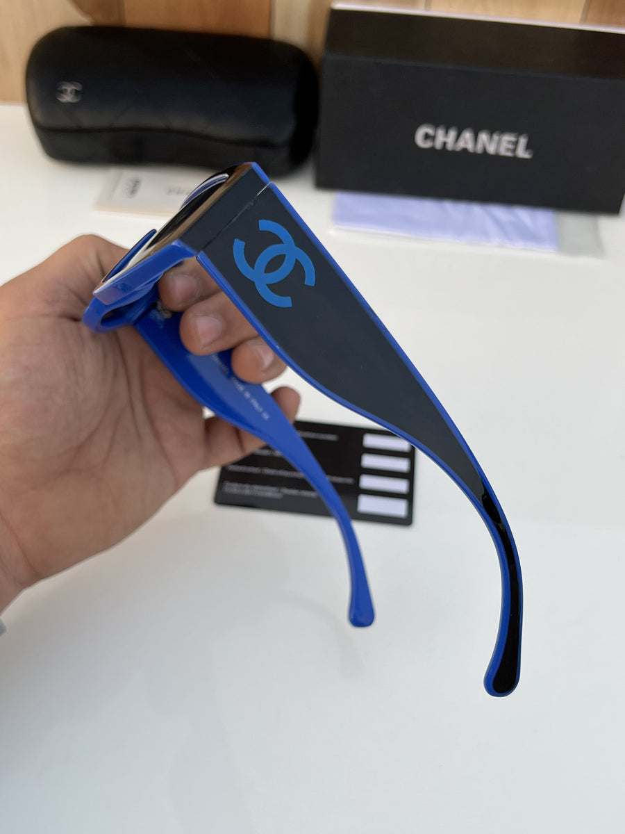 Chanel 1001 blue black