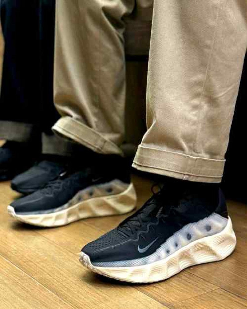 Nike Ava Rover Black Muslin