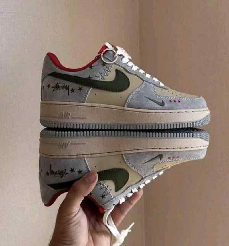 Nike AirForce 1 X Stussy Grey Red 2514