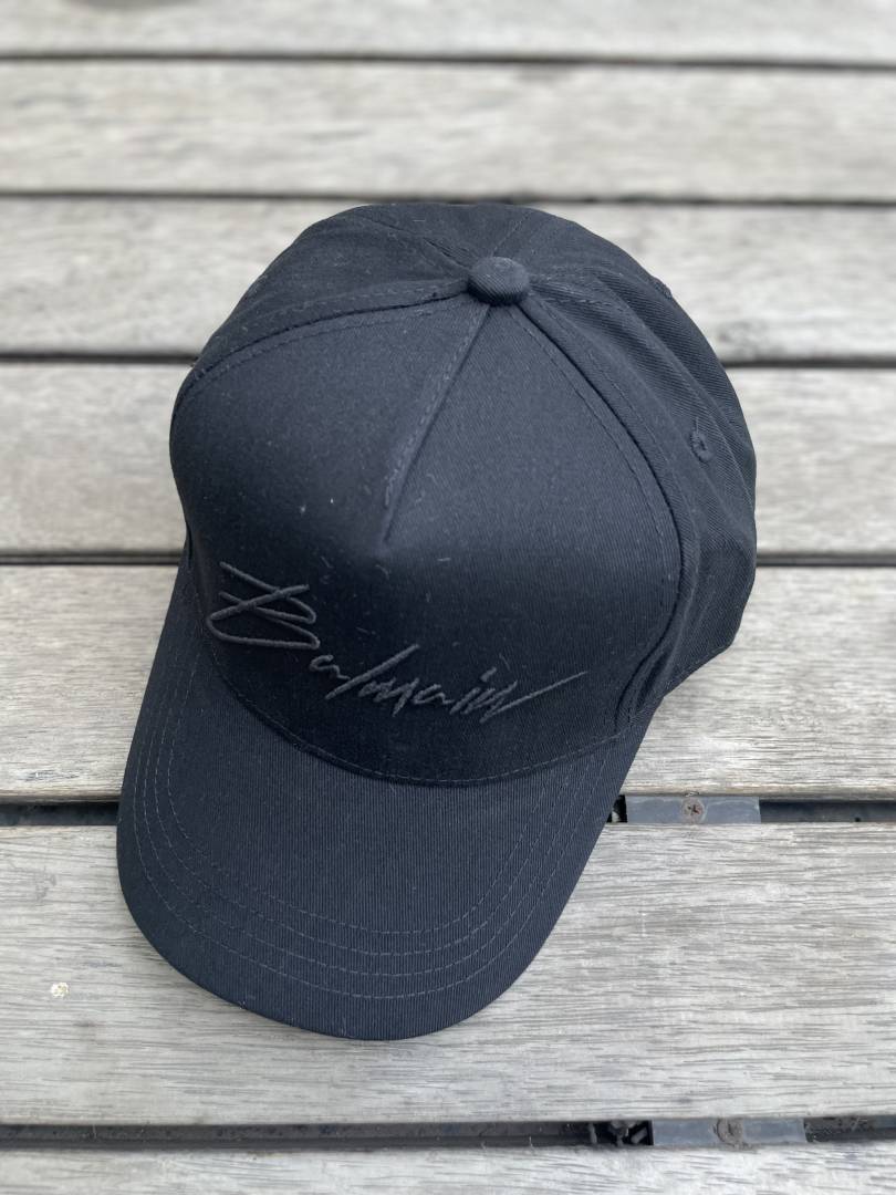 Balmain_Paris_Canvas_All_Black_logo_premium_unisex_cap_with_safety_box_