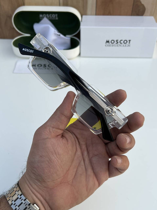 Moscot_33804_transparent_green
