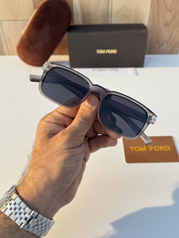 Tom forr_826_matt_grey_black