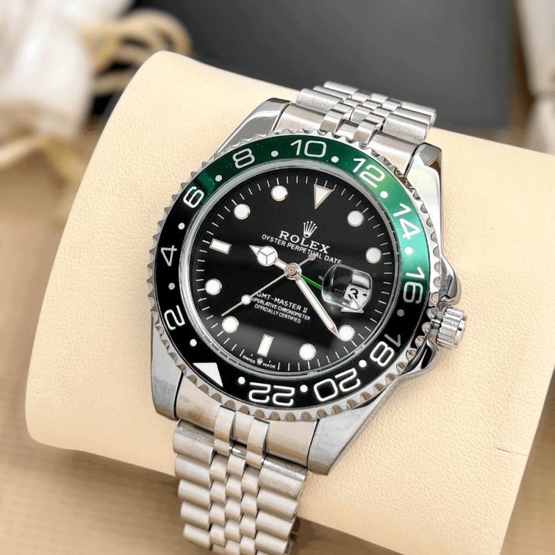Rolex_GMT_Series_II_101