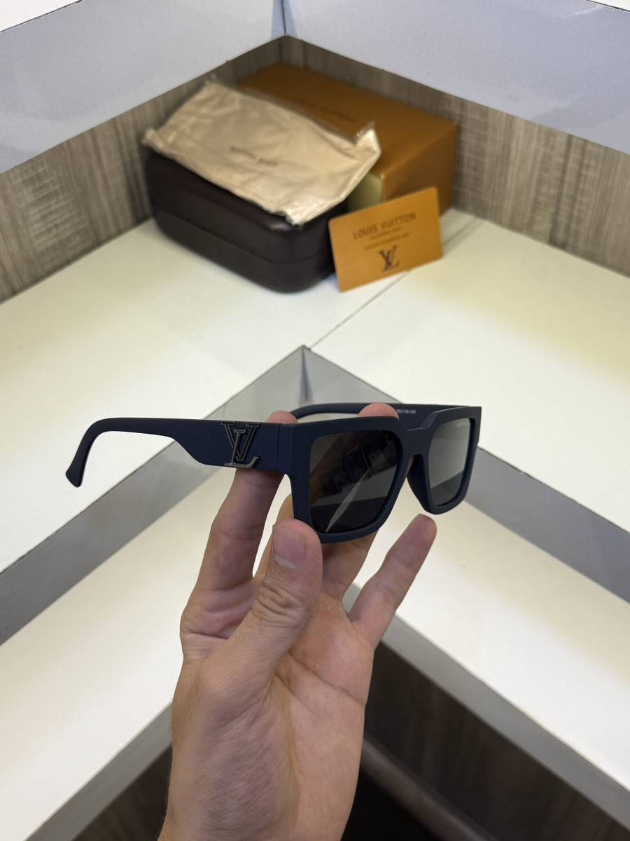 Louis Vuitton 88082 Blue