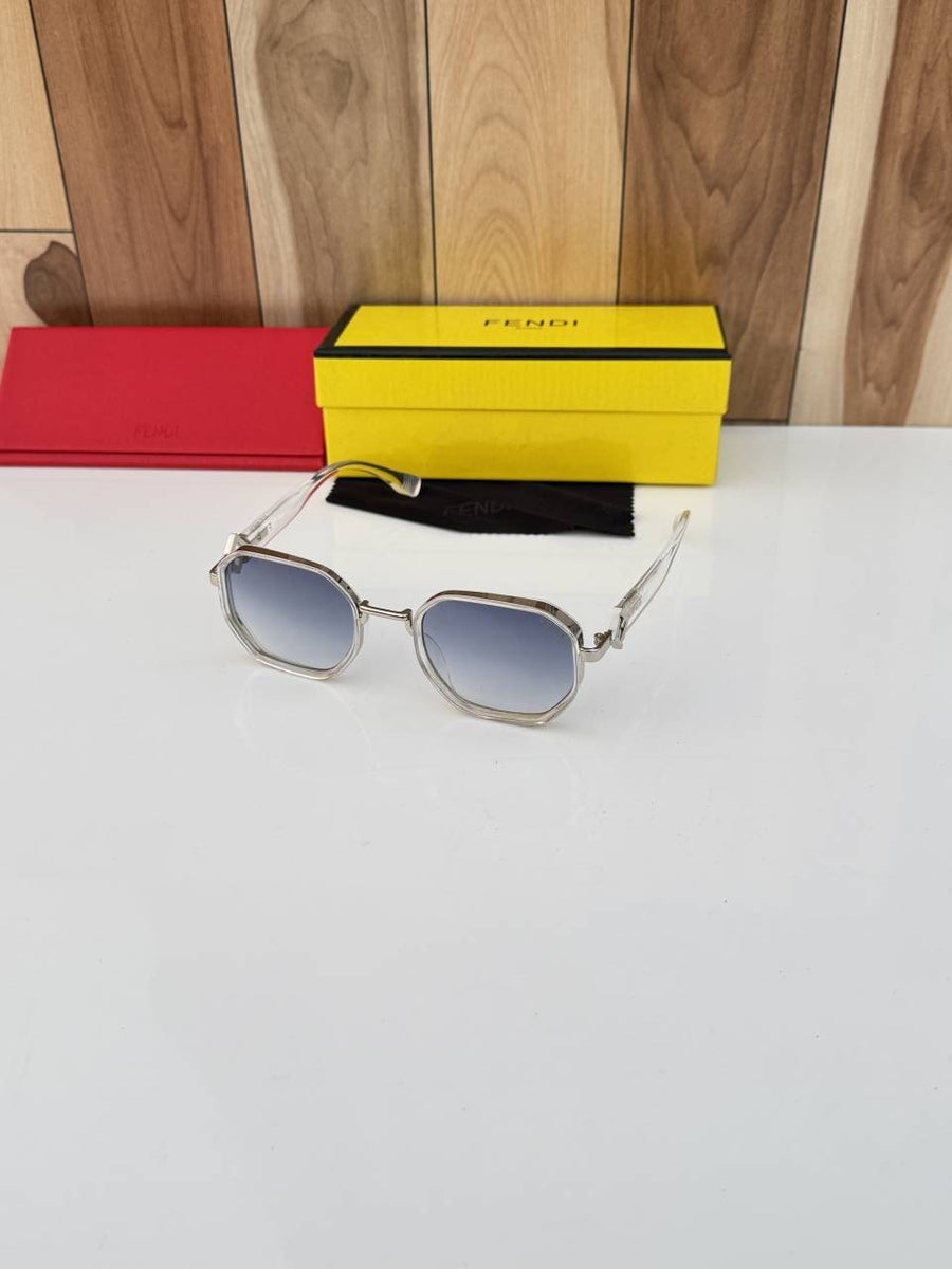 Fendi_441_white_blue