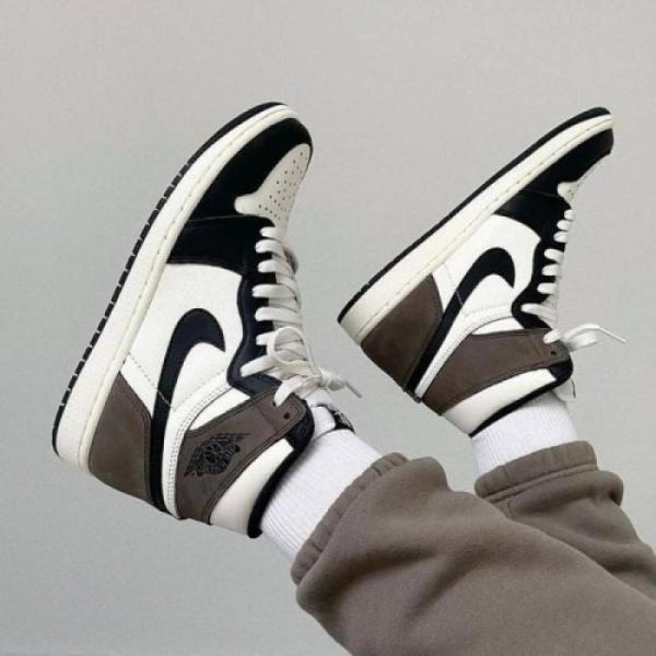 Jordan 1 High Dark Mocha Brown For mens sale