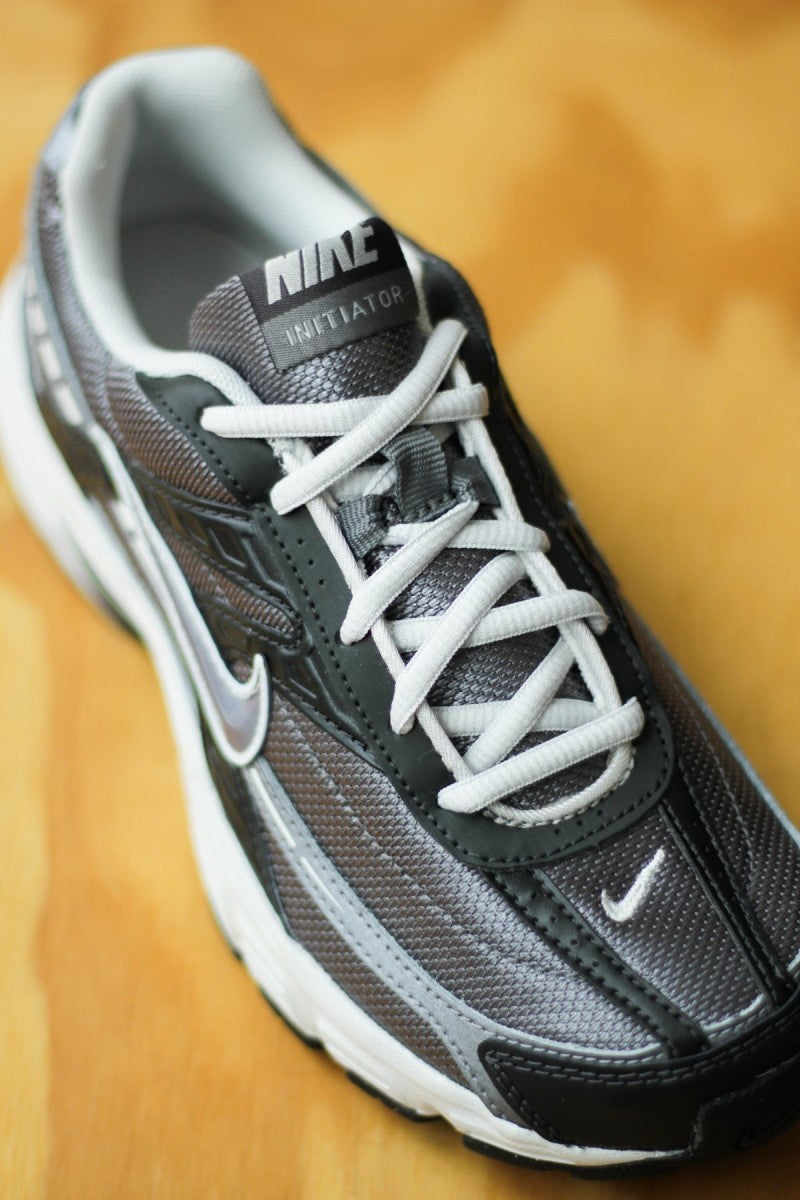 Nike Initiator Anthracite Smoke Grey