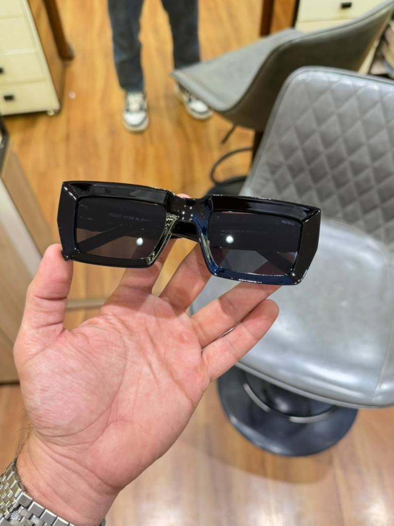 hugo boos 1310 glossy black