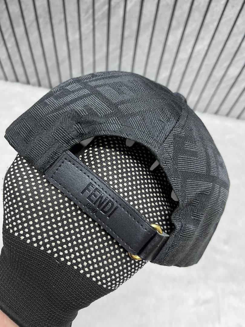 Fendi_FF_Roma_Black_Monogram_Premium_Unisex_Cap_With_Safety_Box