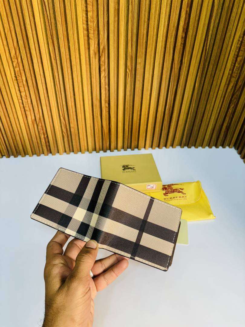 108 BURBERY PREMIUM QUALITY WALLET