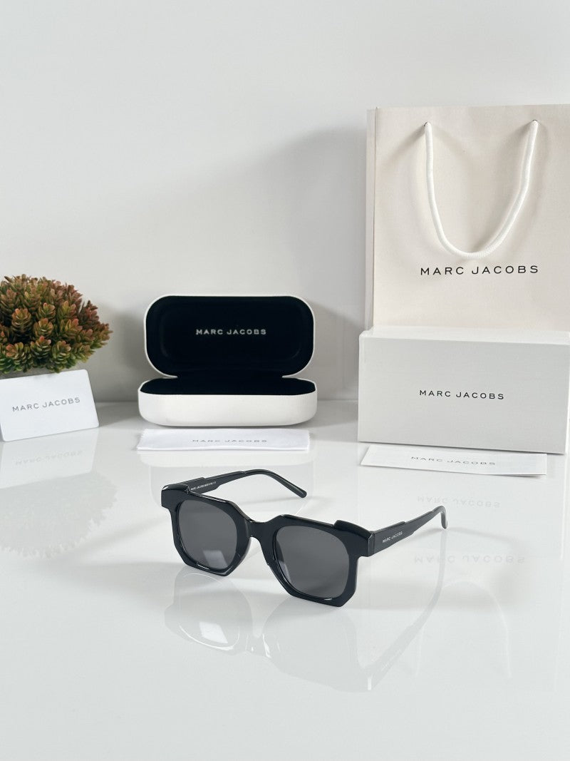 Marc Jacobs 5332 Black