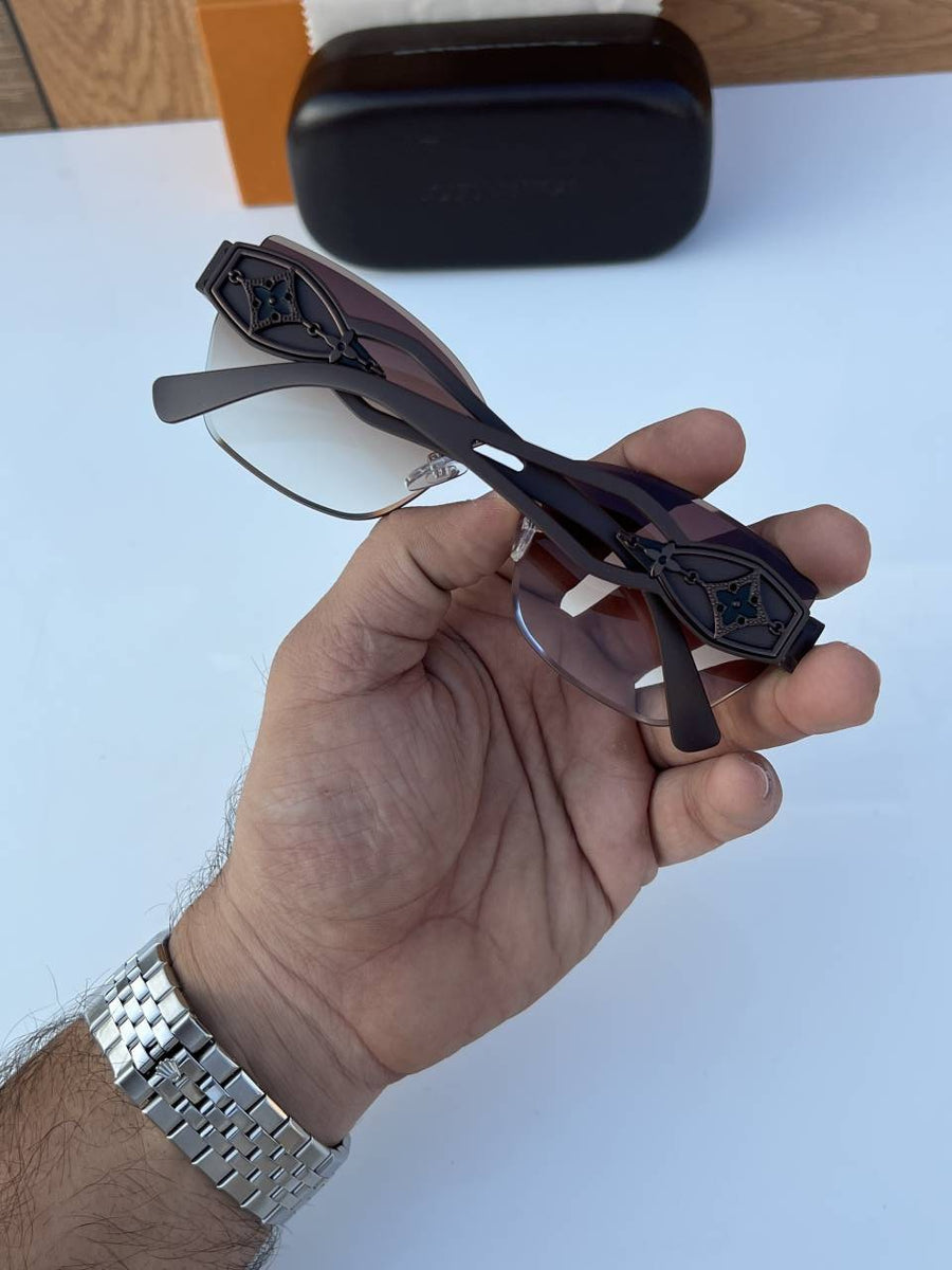Louis Vuitton_58175_brown