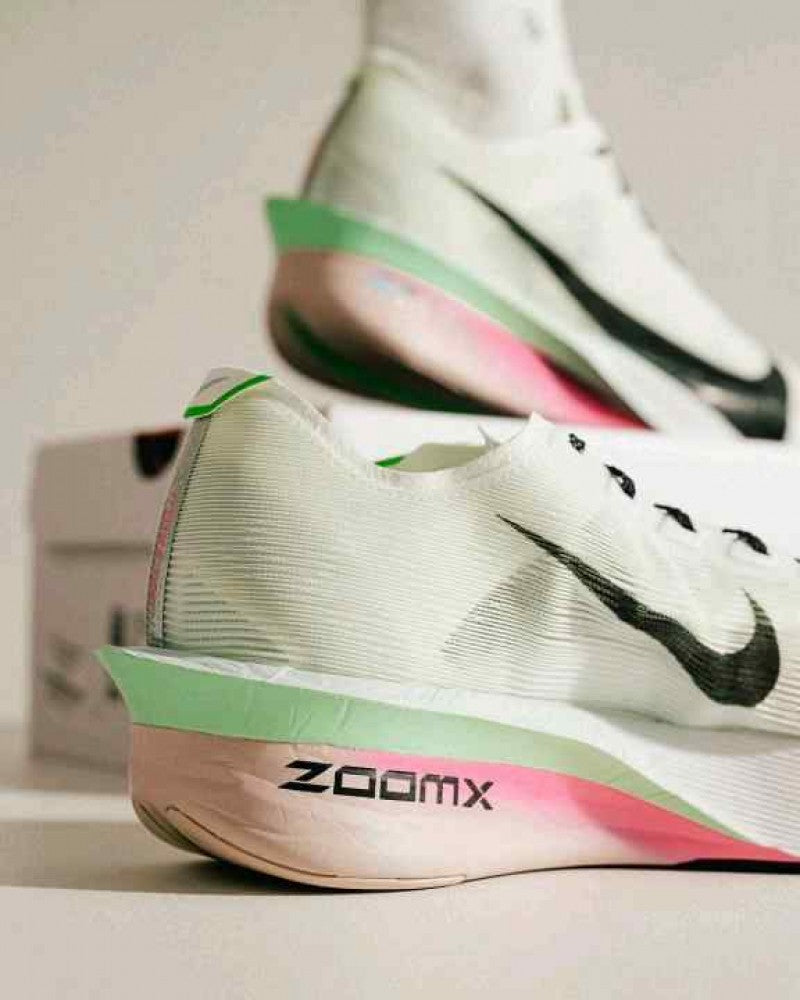 Nike_Zoom_X_Vaporfly_Next%_4 White Hyper Pink Mint Foam Black