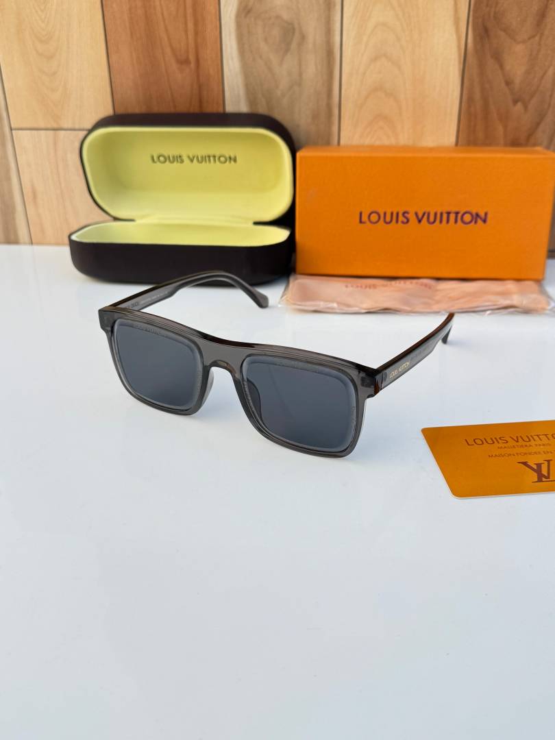 Louis Vuitton_6001_grey_black