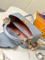 Louis Vuitton_LV Capucines M23199 Premium Quality Leather Bag With OG Box & Dust Bag & Extra Shoulder Strap (Grey - 998)