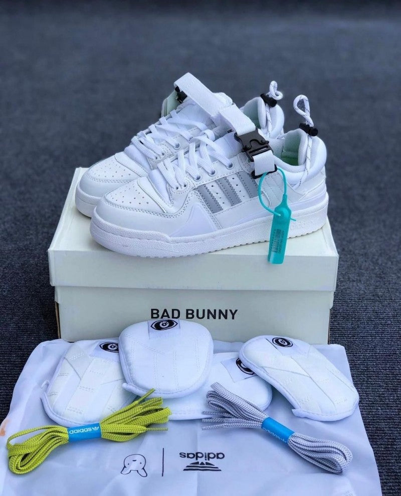 S bad bunny full white