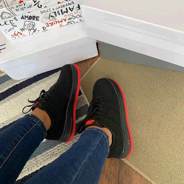 Nike airforce 1 Black red