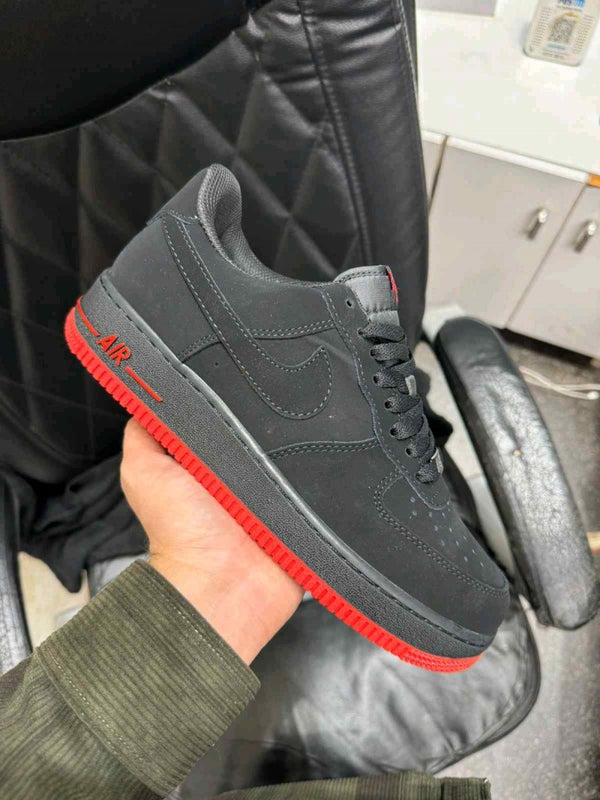 Nike airforce 1 Black red