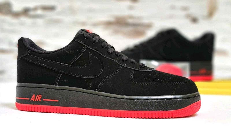 Nike airforce 1 Black red