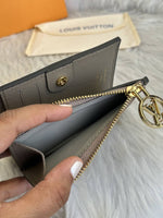 Louis_Vuitton_Lisa_Beige_Flap_Wallet_With_OriginalBox_DustCover_Booklet_Highend