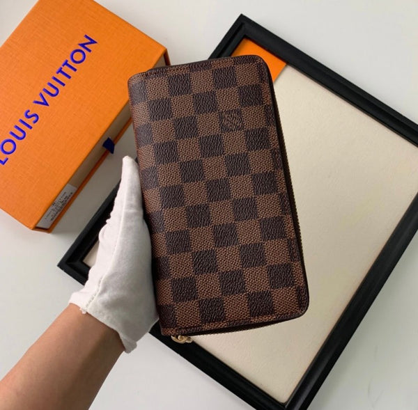 Louis Vuitton_32_CoffeeCase_SingleZip_Wallet_WithBox